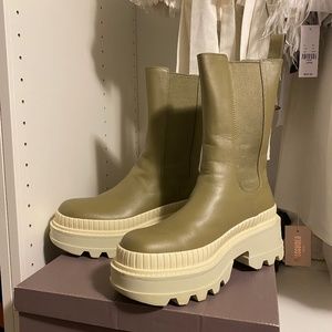 Rhys Chelsea Calf Boots - Olive